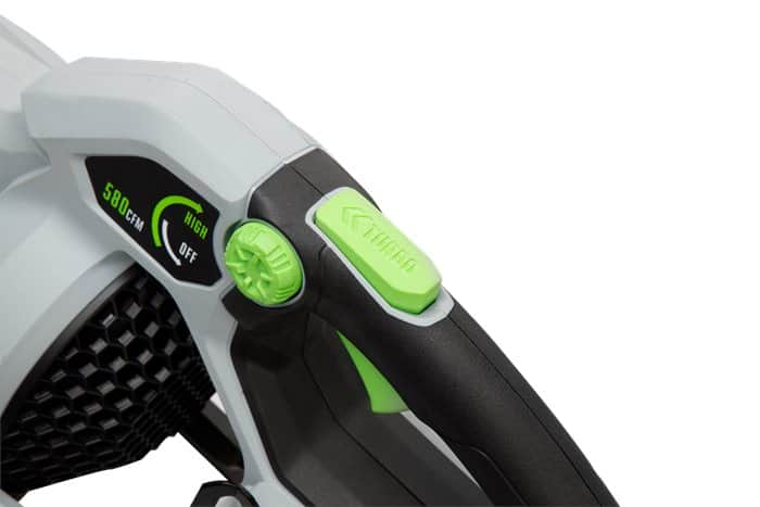 מפוח עלים יד נטען Brushless 56V + שתי סוללות 6.0Ah + מטען מהיר EGO