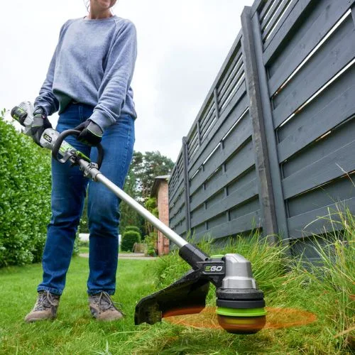 חרמש נטען עם מוט טלסקופי 35 ס";מ - Brushless 56V + סוללה 2.5Ah + מטען (קיט) EGO