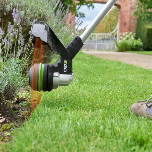 חרמש נטען עם מוט טלסקופי 35 ס";מ - Brushless 56V + סוללה 2.5Ah + מטען (קיט) EGO