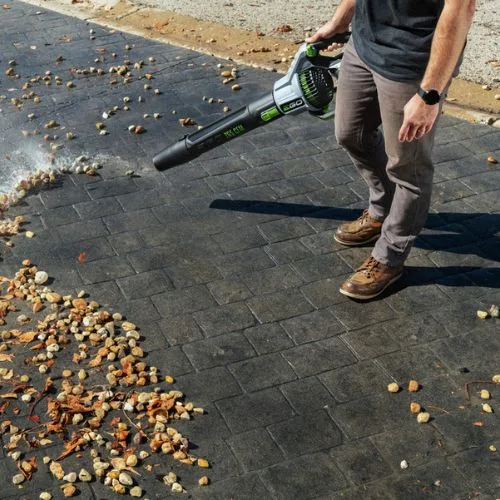 מפוח עלים 313 קמ";ש 1300 מ";ק/שעה 56V Brushless + + סוללה 6.0Ah + מטען מהיר EGO