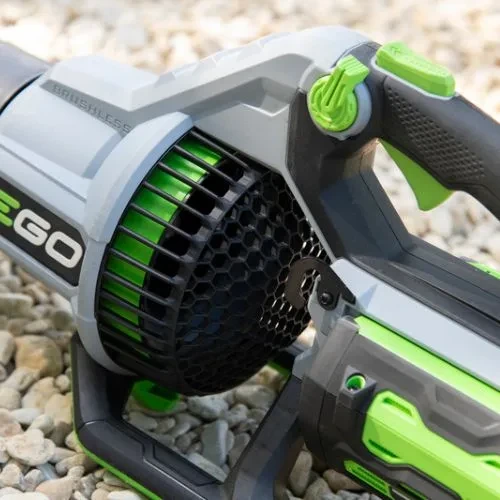 מבצע סט חדש לגננים: 56V Brushless קומבי קרבון פייבר + מכסחת דשא + מפוח EGO